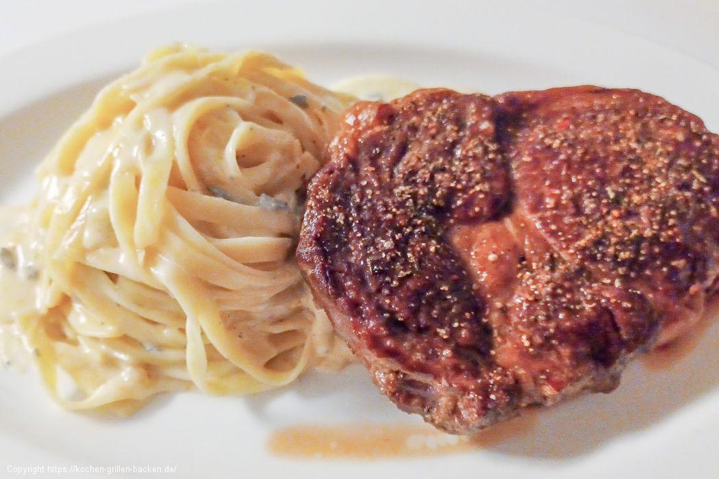 Ribeye mit Gorgonzolapasta