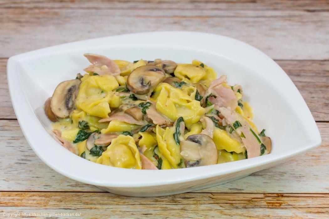 Tortellini in Gorgonzolasauce